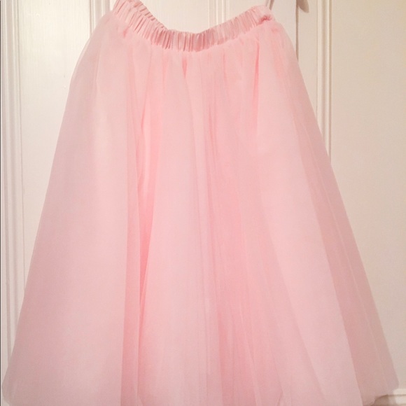 A very cute tutu skirt - Picture 2 of 2